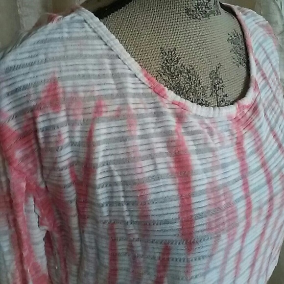 Guess Tie Dye Scoop Neck Knit Top - Picture 2 of 6